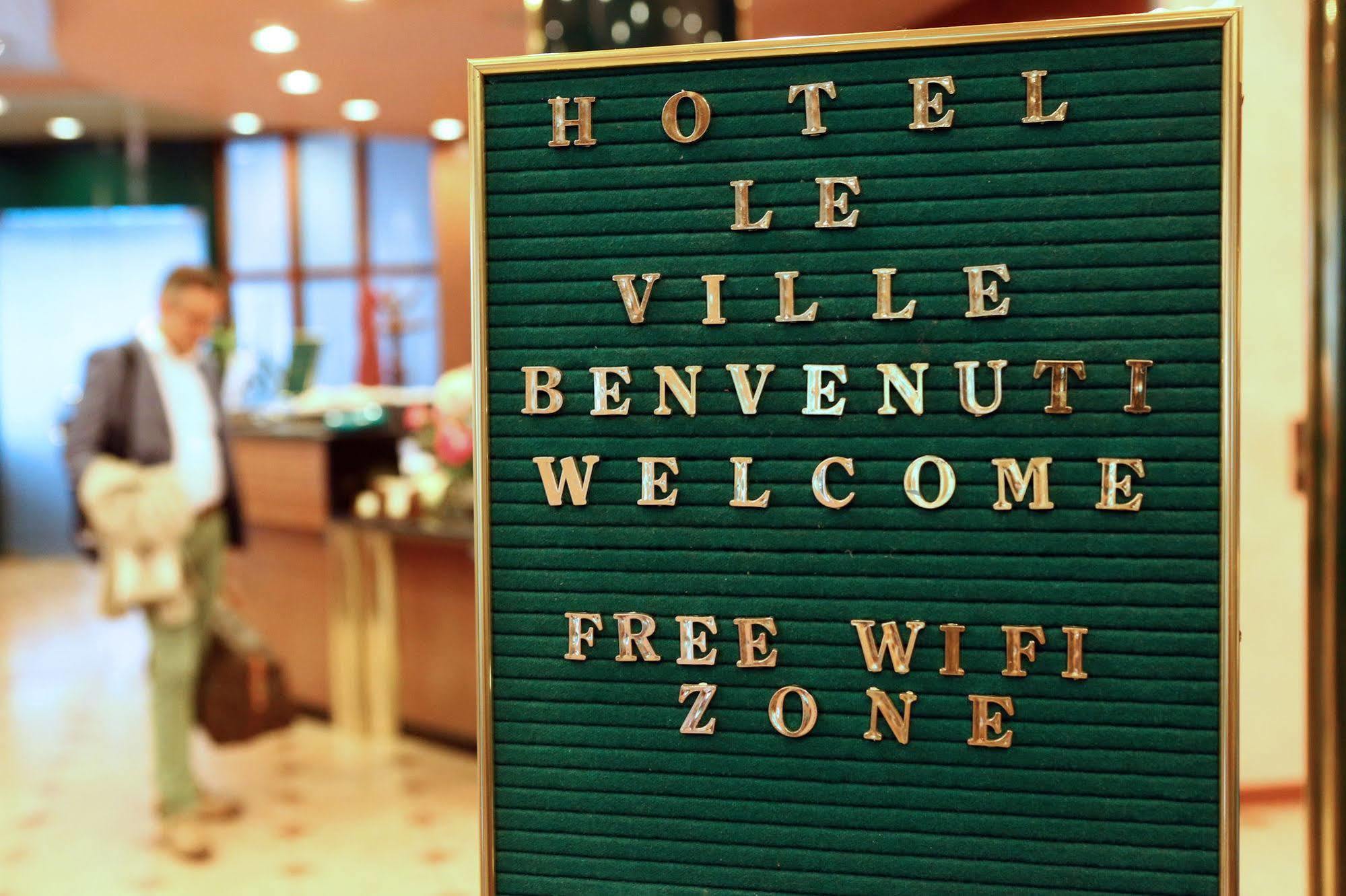 Hotel Le Ville Модена Екстериор снимка